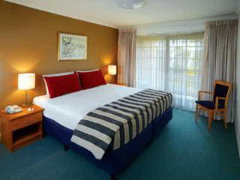 Adina Serviced Apartments Canberra Kingston Room photo